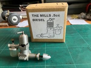 Dave Banks miniature replica Mills .5cc model diesel engine