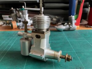 Alan Lee 3.5cc model diesel engine (Mills Look-a-like)