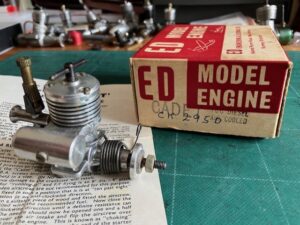 ED Cadet 1cc model diesel engine with quick start and silencer (1962) NIB